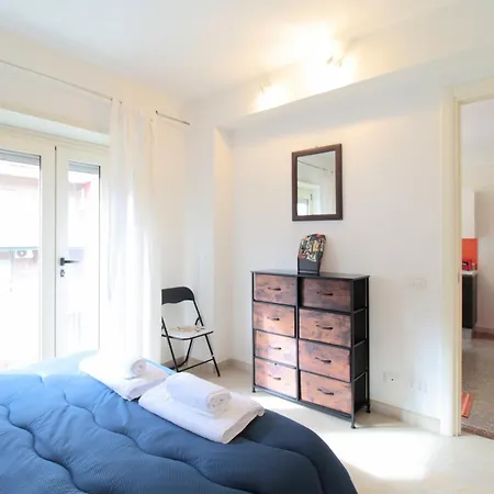 Casa Perla Sempione, Spazio E Confort Metro B1 ローマ